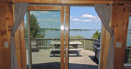 Charmantes 3-Schlafzimmer-Ferienhaus mit Wasserblick