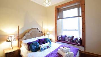 2 bedrooms, iron/ironing board, travel cot, WiFi