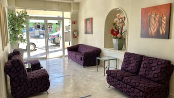 Sala de estar en el lobby