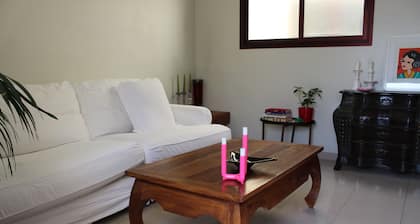 ATTIC COQUETTE IN TABLE AND LÓPEZ