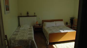 2 chambres, fer et planche Ă repasser, lit parapluie, Wi-Fi gratuit