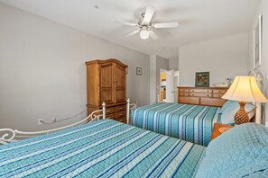 3 bedrooms, desk, iron/ironing board, WiFi