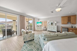 4 dormitorios, tabla de planchar con plancha, cuna de viaje