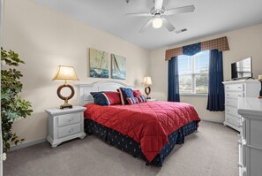 3 slaapkamers, een bureau, een strijkplank/strijkijzer, wifi