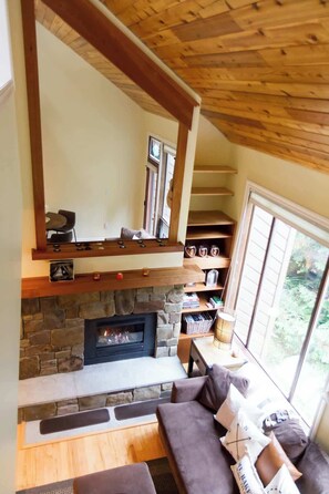 Smart TV, fireplace, offices