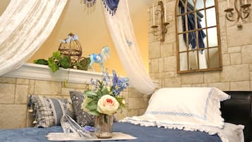 8 dormitoris, planxa i posts de planxar, wifi gratuïta i roba de llit