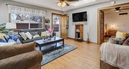 Blue Haven Getaway-Cosy 1 chambre 1 salle de bain-Quartier Ivywild-Randonnée-Animaux acceptés