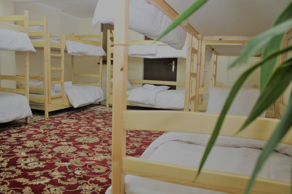 5 bedrooms, down duvets, in-room safe, individually decorated