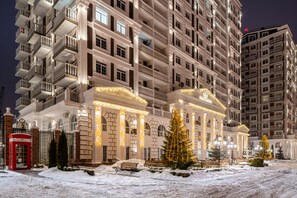 Façade de lâhĂ©bergement - soirĂ©e/nuit