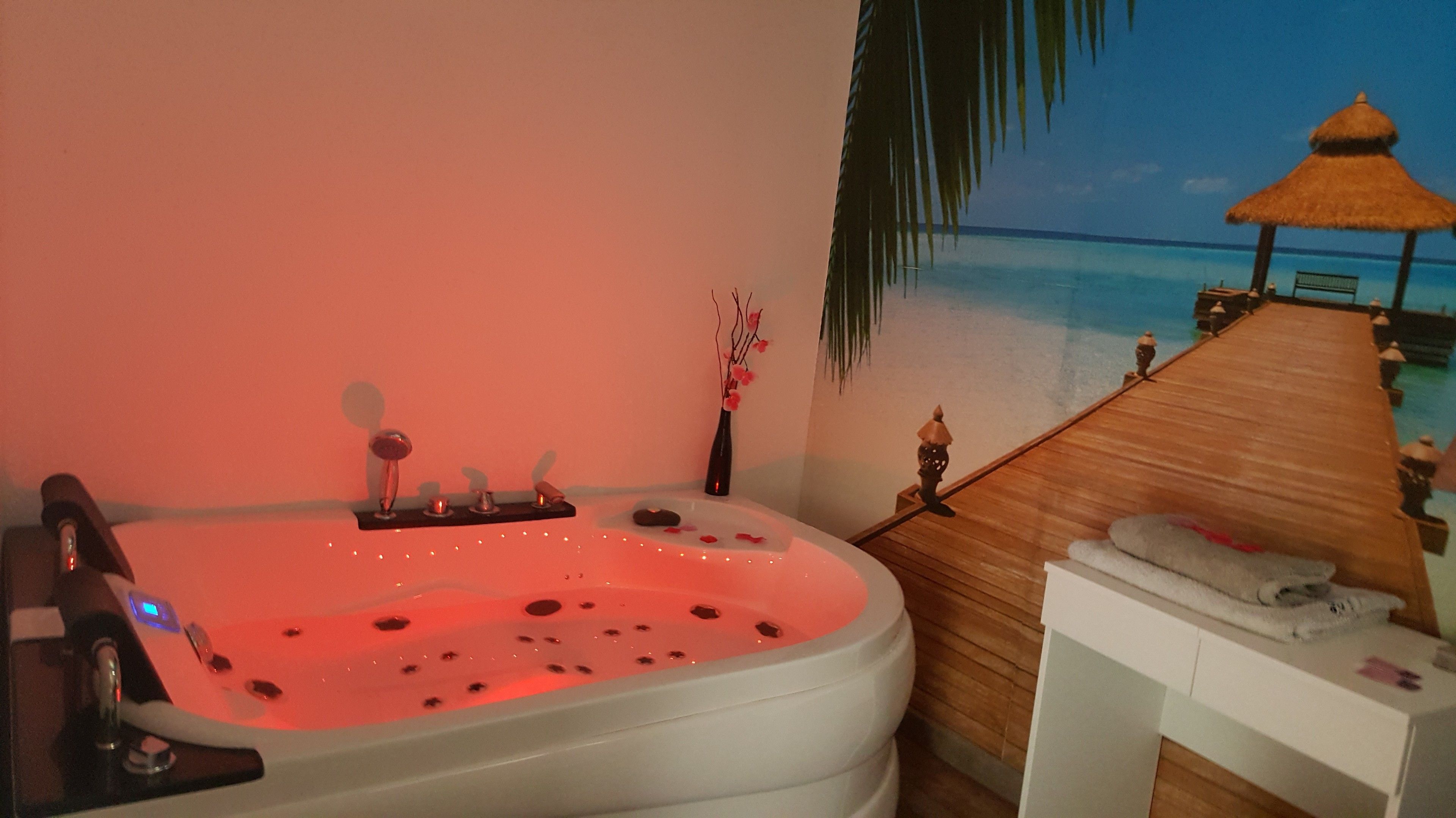 Photo - Le Mas Romantique avec Jacuzzi et Sauna privé