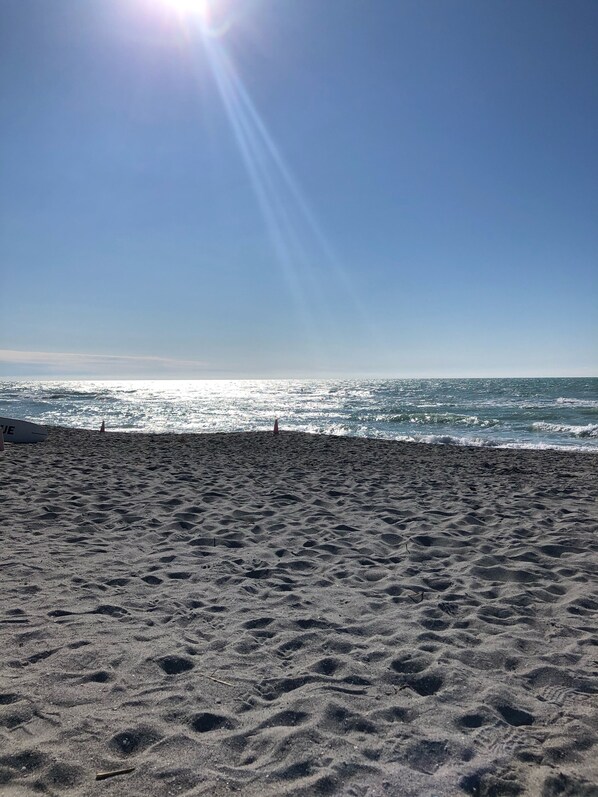 Liegestühle, Strandtücher