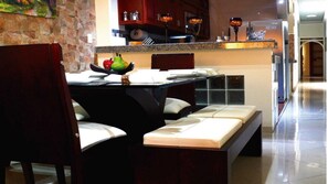 Dining - Habitación Doble Deluxe (Palmira)