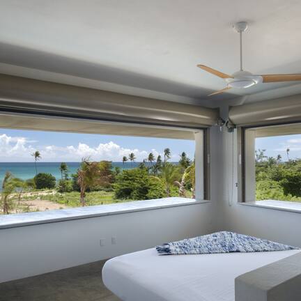 5 bedrooms, in-room safe, desk, iron/ironing board