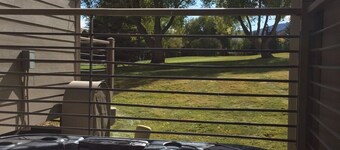 Une spacieuse maison de 3 chambres au pied des pistes au centre de Park City.