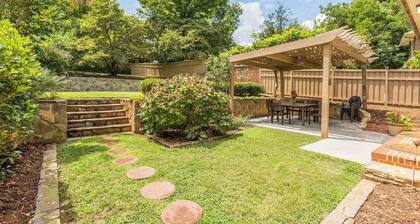 Historic Beauty: 5BR Home with Yard Near Hospital