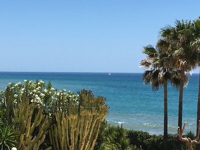 Authentic Andalusian house-Spectacular view-Direct sea access-Private pool