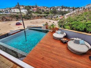 Private pool - Tamarama Apartments (Tamarama)