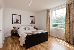 6 sovrum, strykjärn/strykbräda, gratis wi-fi och sängkläder