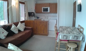 Smart TV, DVD player