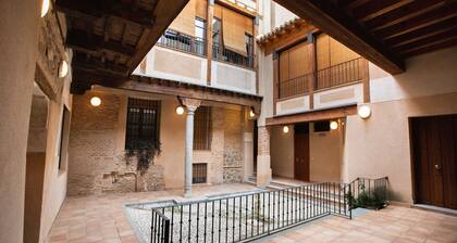 Duplex in the Jewish Quarter of Toledo