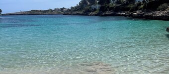 Beachfront design villa in Bauhaus style, pool, highspeed internet, air conditioning / heating