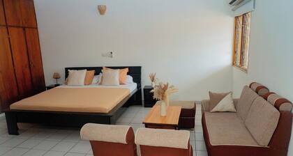 Möbliertes Studio zu vermieten