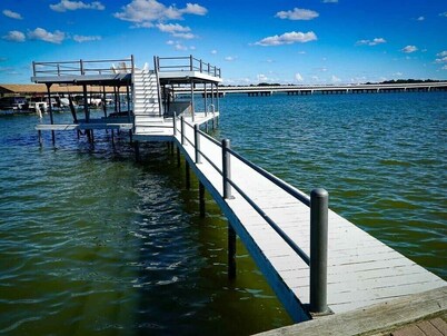 Sprawling Waterfront Haven with Private Dock & Boat Rental Option