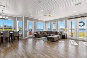 Smart TV, fireplace, video games, DVD player