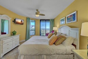 2 bedrooms, iron/ironing board, free WiFi