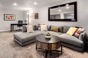 TV, DVD player - 5 Bedroom Home in South Boulder; Great Views; Access to Hiking Trails (Boulder)