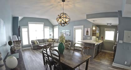 Short walk to the village-Stunning upgraded Rivergrass condo w/ beautiful decor