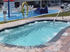 Piscine intérieure, piscine chauffée