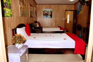 Minibar, desk, free WiFi - Hanoi Oriental Hotel (Hanoi)