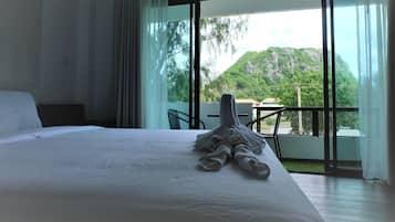 Standard Room | Blackout curtains, free WiFi, bed sheets