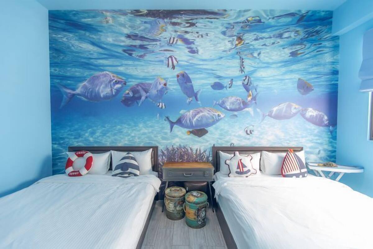 Individually decorated, individually furnished, desk, soundproofing