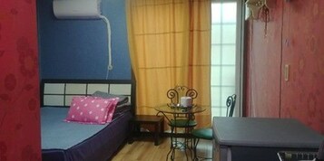 Double Room | Desk, free WiFi