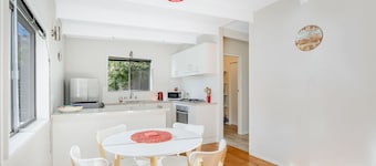 Otte på søen: 8 Fairhaven Point Way-Lakefront, kæledyrsvenlig, stille.