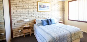 2 bedrooms, iron/ironing board