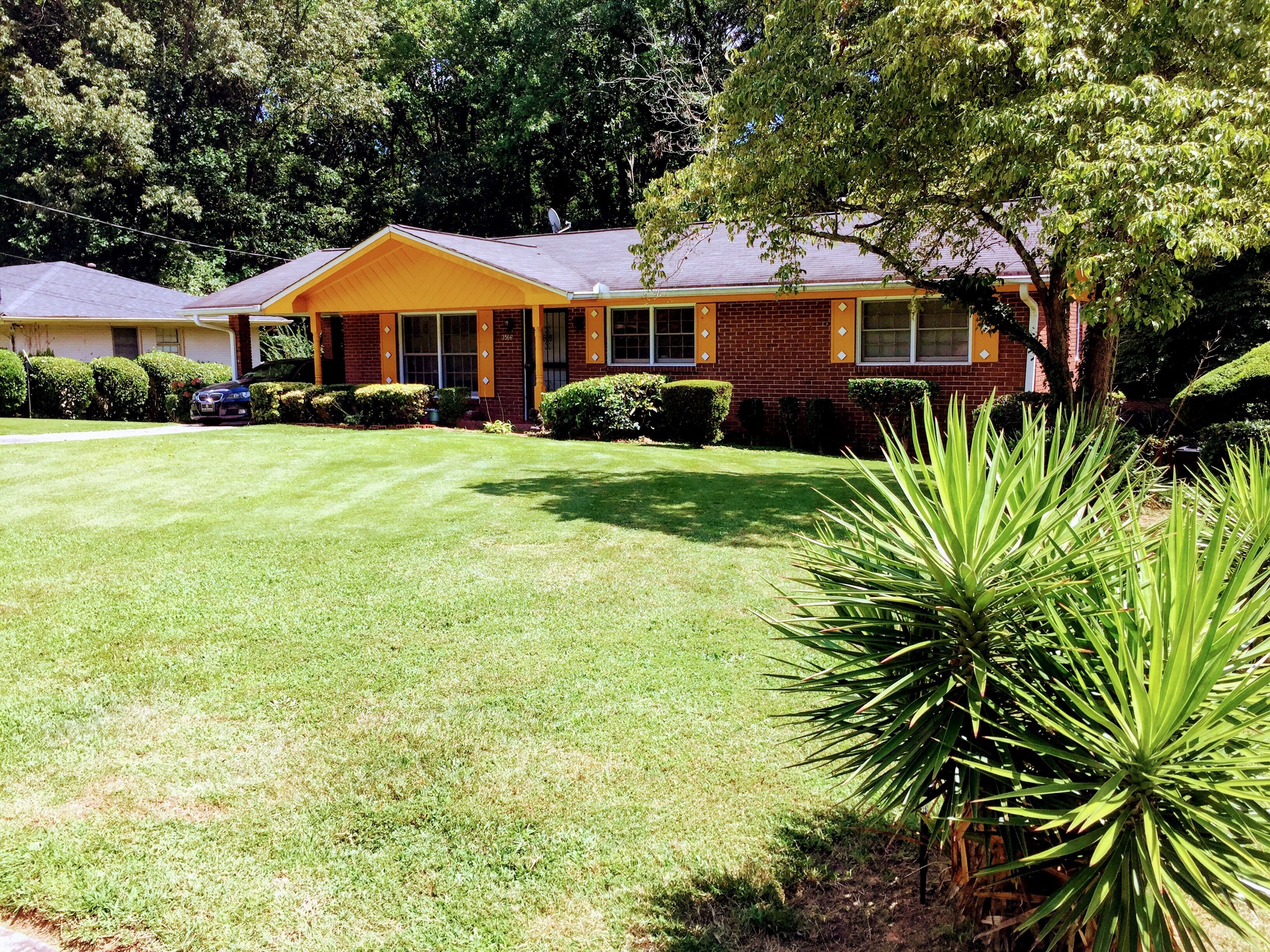 NEW! Charming Home - Mins to Atlanta Airport, Tyler Perry Studios and Downtown!