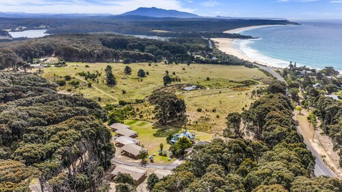 Cuttagee Beach Cottage 1 - Tathra Bermagui Rd 3521