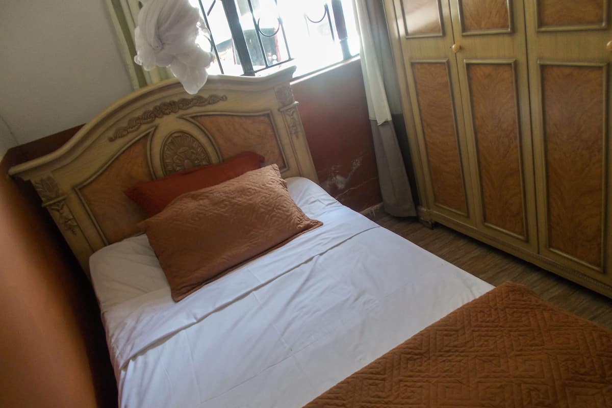 Economy Single Room, 1 Single Bed, Non Smoking | Premium bedding, individually decorated, individually furnished, desk