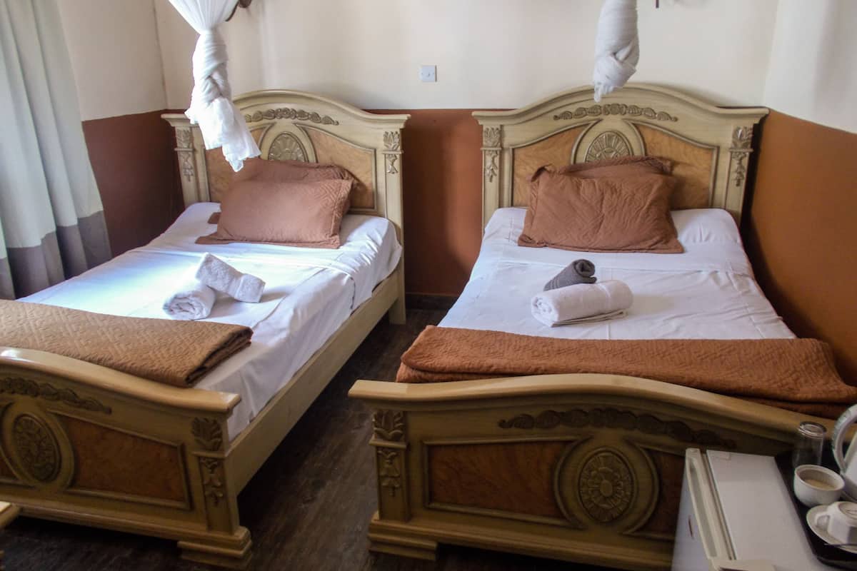 Standard Twin Room, 2 Single Beds, Non Smoking | Premium bedding, individually decorated, individually furnished, desk