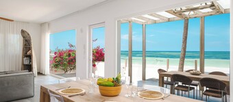 Moja Private Beachfront Suite, Amani Home Zanzibar