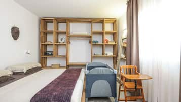 Children's theme room