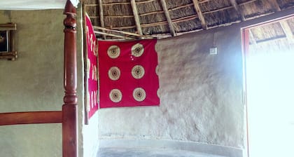 Grassroots Cottages & Tours