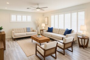 Smart-TV, Kamin, Tischtennisplatte, Stereoanlage