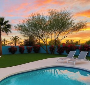 Outdoor pool, a heated pool - GLAM RESORT STYLE LUXURY IN OLD TOWN SCOTTSDALE. DUAL PRIMARY BDRMS. HEATED POOL (Scottsdale)