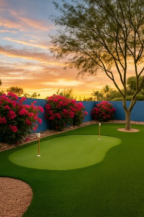 Property grounds - GLAM RESORT STYLE LUXURY IN OLD TOWN SCOTTSDALE. DUAL PRIMARY BDRMS. HEATED POOL (Scottsdale)