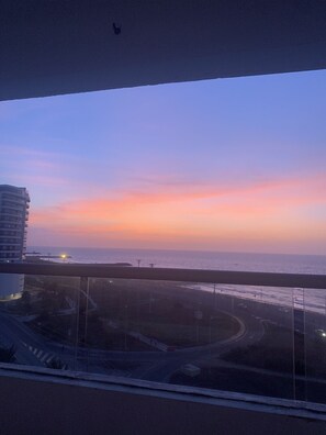 Enjoy breathtaking ocean views from this high-rise retreat.