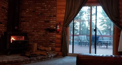 TWO BIG FAMILY AREAS means more for everyone! 7 parking spaces as well